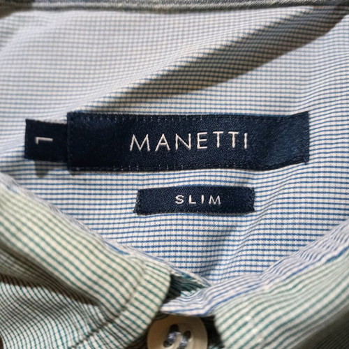 Dress shirts pack of 2 like new, size L