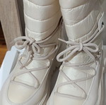 Μπότες Trendyol off white με γούνινη επένδυση σαν καινούργιες, νούμερο 39