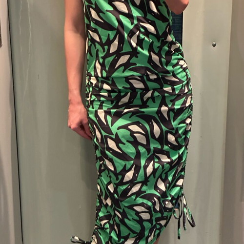 Love+Alicia dress new with tags, size M, black and green