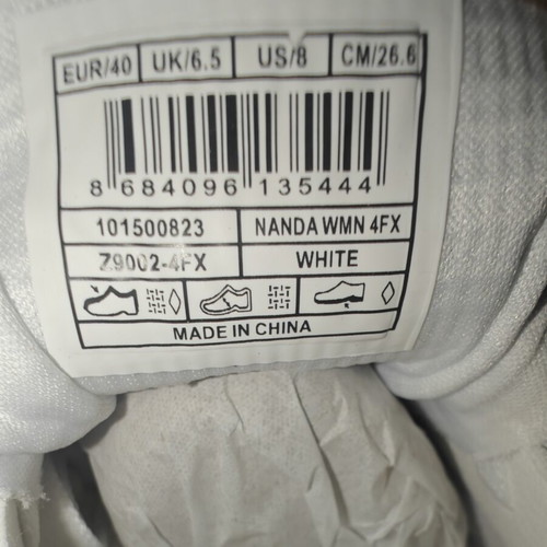 Lumberjack Nanda WMN 4FX athletic shoes new, size 40, white with gradient sole
