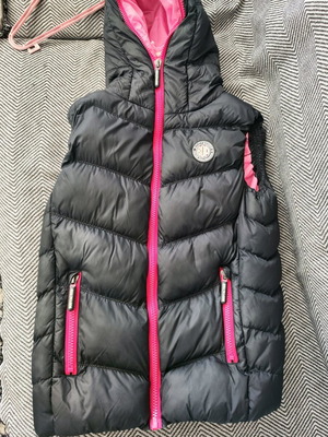 Body Action sleeveless puffer jacket used, size small, black