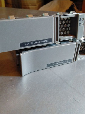 HDD Tray Caddy 3.5'' LFF μεταχειρισμένο για Cisco NetApp και UCS servers
