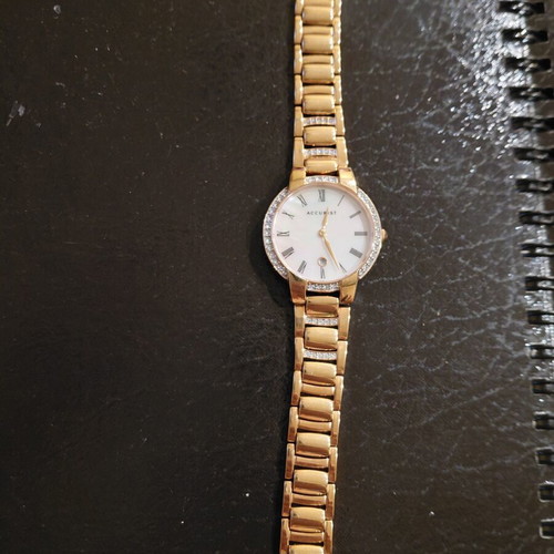 Accurist Signature women's watch rose gold with crystals new