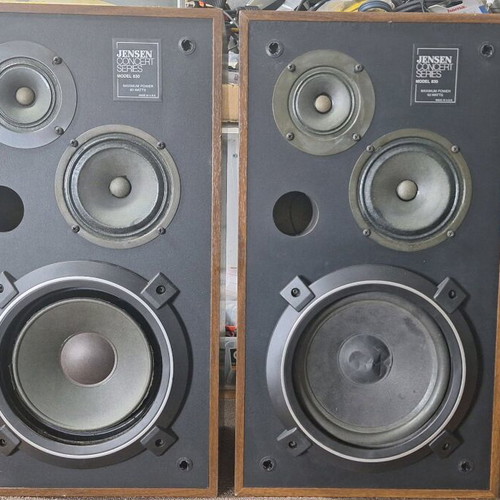 Jensen Concert Series Model 830 Vintage Hi-Fi Speakers used, made in U.S.A.