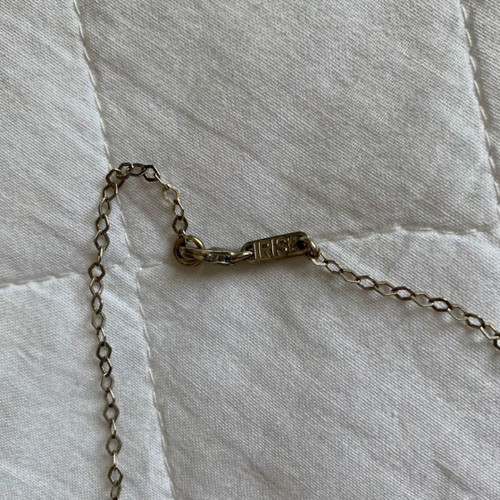 Iris Gold necklace of excellent quality
