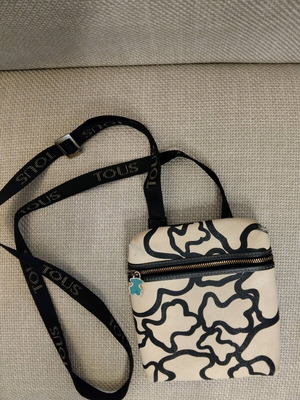 Tous leather crossbody bag like new, black and white