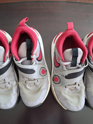 Nike athletic shoes used, size 34, pack of 2, gray and red