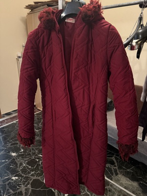 Long quilted jacket with hood, like new, red, size M