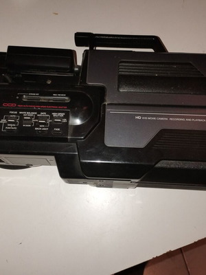 Panasonic M5 VHS camera used with hard case and power supply