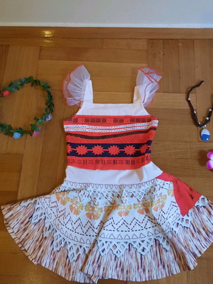 Moana рокля 4-5 години нова с колие, цвете и диадема
