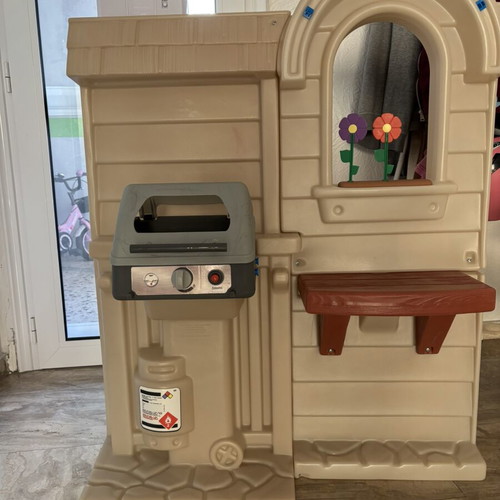 Little Tikes Plastic Play Kitchen like new