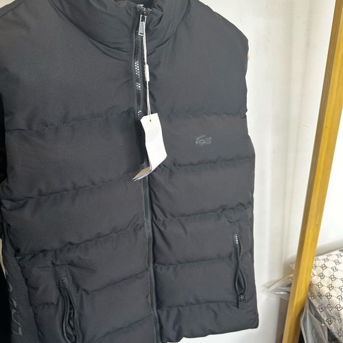 Lacoste men's sleeveless vest new, black