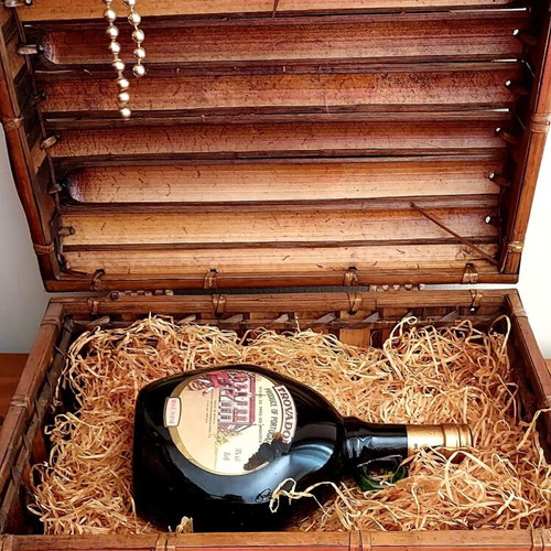 Trovadoro Rose wine 750ml new with decorative gift basket