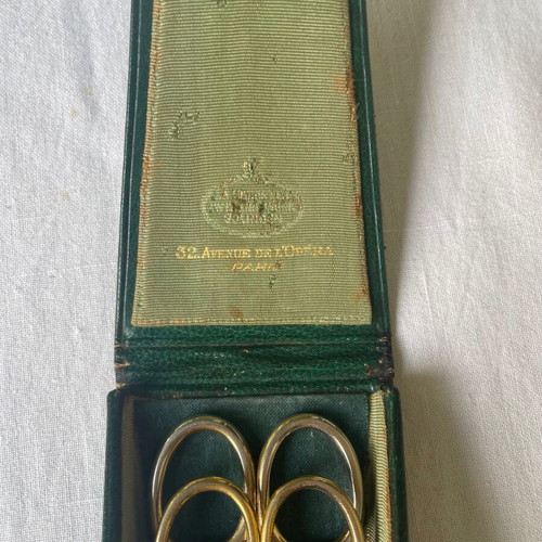 Zwilling J. A. Henckels antique scissors set of 4 in leather case used