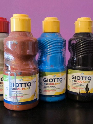 Liquid watercolors 6 used 250ml