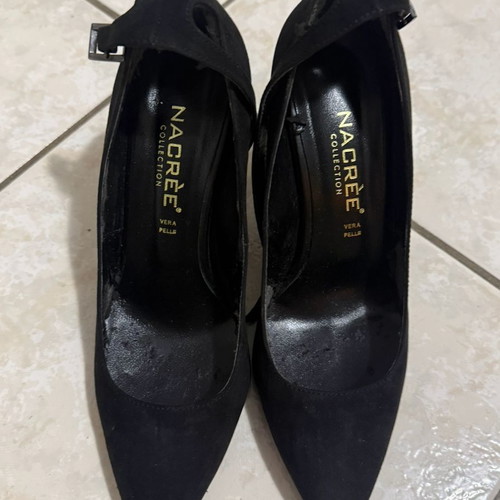 Nacrée Collection black pumps size 38 made in Italy, like new