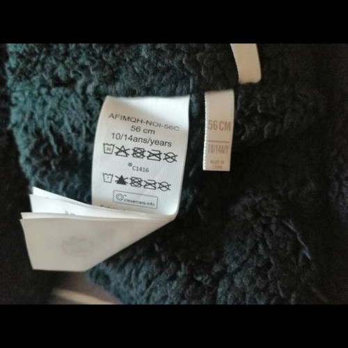 Orchestra hat and neck set like new, black and pink for girls