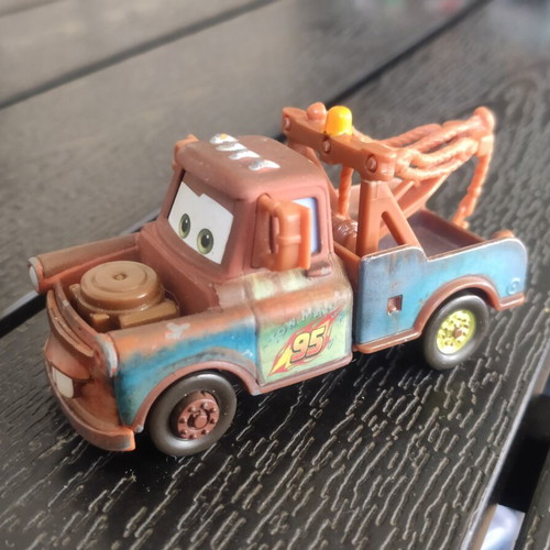 Disney Cars Tow Mater 1:55 used
