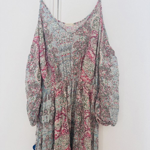 Oysho Boho Maxi Dress like new with colorful pink and blue pattern