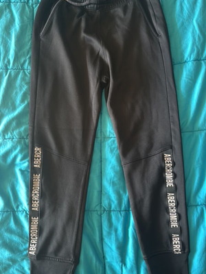 Abercrombie tracksuit black 11 years like new