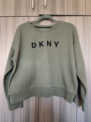 DKNY sweatshirt large size like new