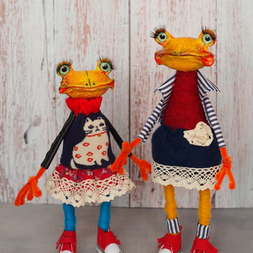Handmade art frog doll new