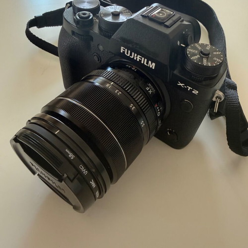 Fujifilm X-T2 camera with XF 18-55mm and 55-200mm lenses like new