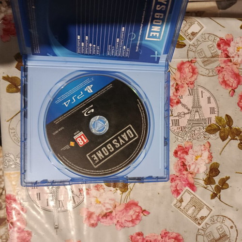 PlayStation 5 games pack like new with God of War Ragnarok and NBA 2K 2025