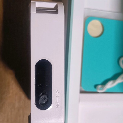 ViewSonic projector with JBL speaker and built-in battery like new