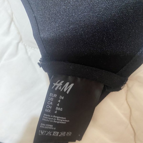 H&M Classic Black Padded Bikini Top Like New Size EUR 34