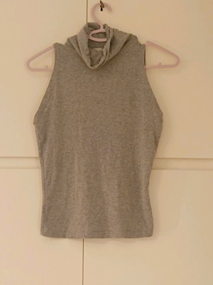 Sleeveless turtleneck top like new, gray, Positivo