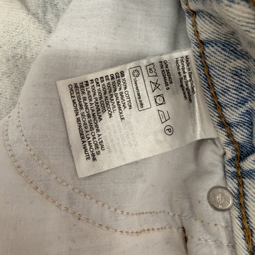 H&M Divided 90’s Boyfriend Denim Shorts like new, size S, light wash