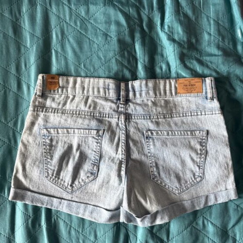 Denim shorts Pink Woman new, light blue, size 40