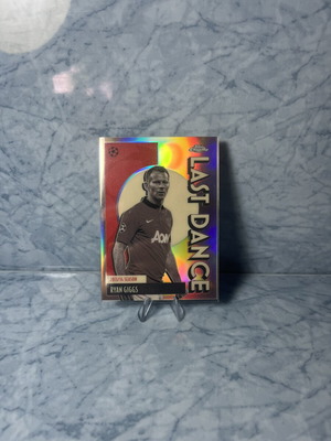 2025-26 Topps Chrome UEFA Club Competitions #LD-12 Ryan Giggs Last Dance card