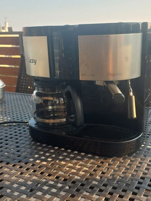 Izzy Maestro coffee and espresso maker model 99H12 like new