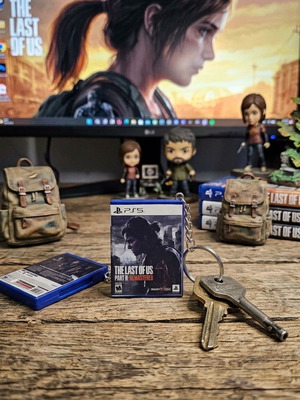 The Last Of Us 2 PS5 game box 3D printed keychain