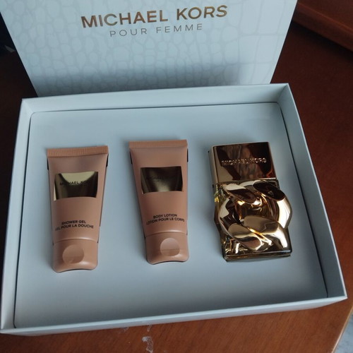 Michael Kors Pour Femme Set Eau De Parfum 50ml with Shower Gel and Body Lotion new