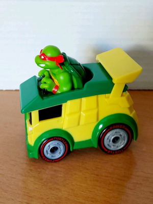 Φιγούρα Teenage Mutant Ninja Turtles μεταχειρισμένη χωρίς το εξάρτημα που το κάνει να τρέχει