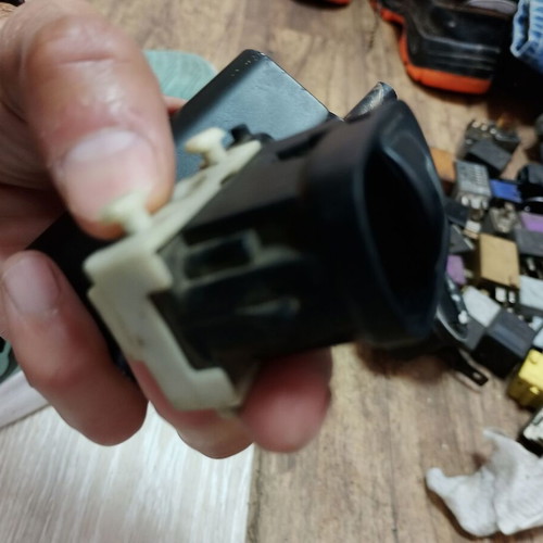 Mercedes-Benz C-Class W203 electric window switch 2038200210