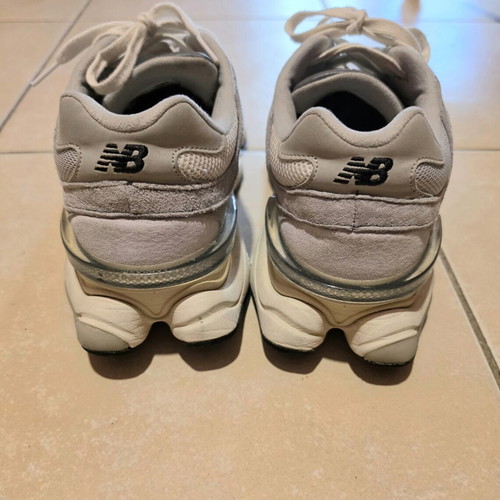 New Balance 9060 sneakers used, gray, size 40.5
