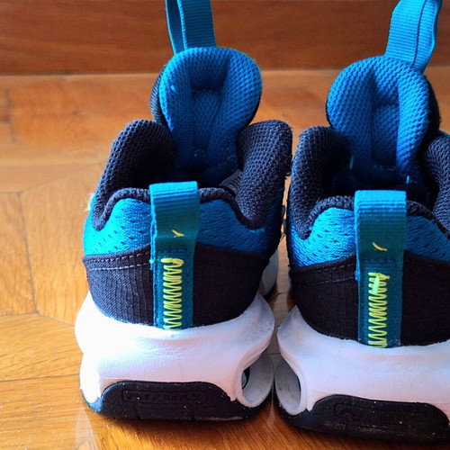 Nike kids athletic shoes like new, size 23.5, blue and green