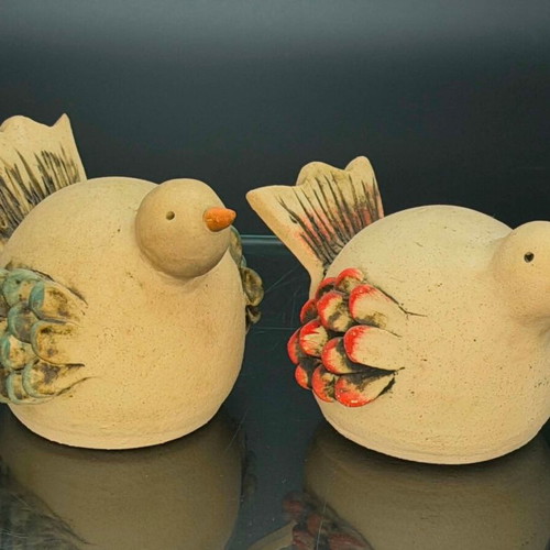 Handmade ceramic doves by ΜΑΡΙΑΣ ΛΙΟΥΓΚΑ, set of two, like new