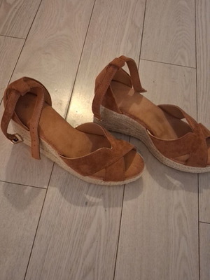Camel suede women's espadrille platform sandals, size 36