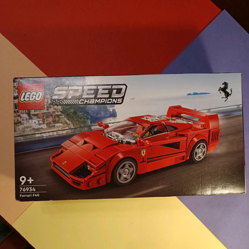Lego Ferrari F40 set 76934 new, retired, sealed