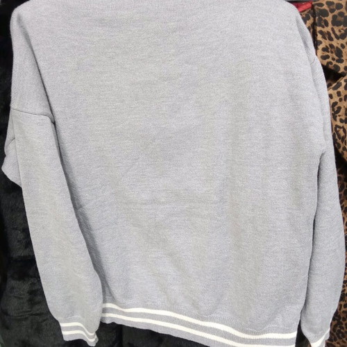 Yookie women's wool sweater gray with teddy bear new