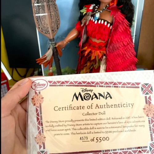 Disney Store Moana 17” συλλεκτική κούκλα ολοκαίνουργια