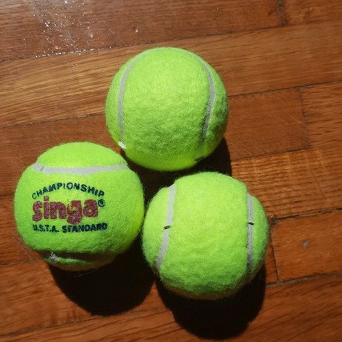 Tennis balls unused, set of 3