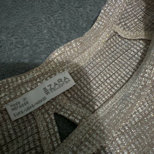 Zara blouse with cutouts like new, gold