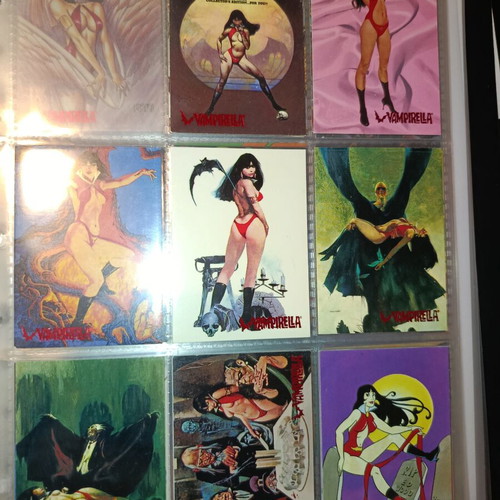 Vampirella 1995 Topps Cards like new, lot of 65