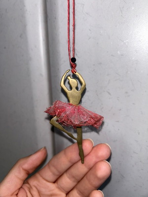 Ballerina necklace like new copper with tulle